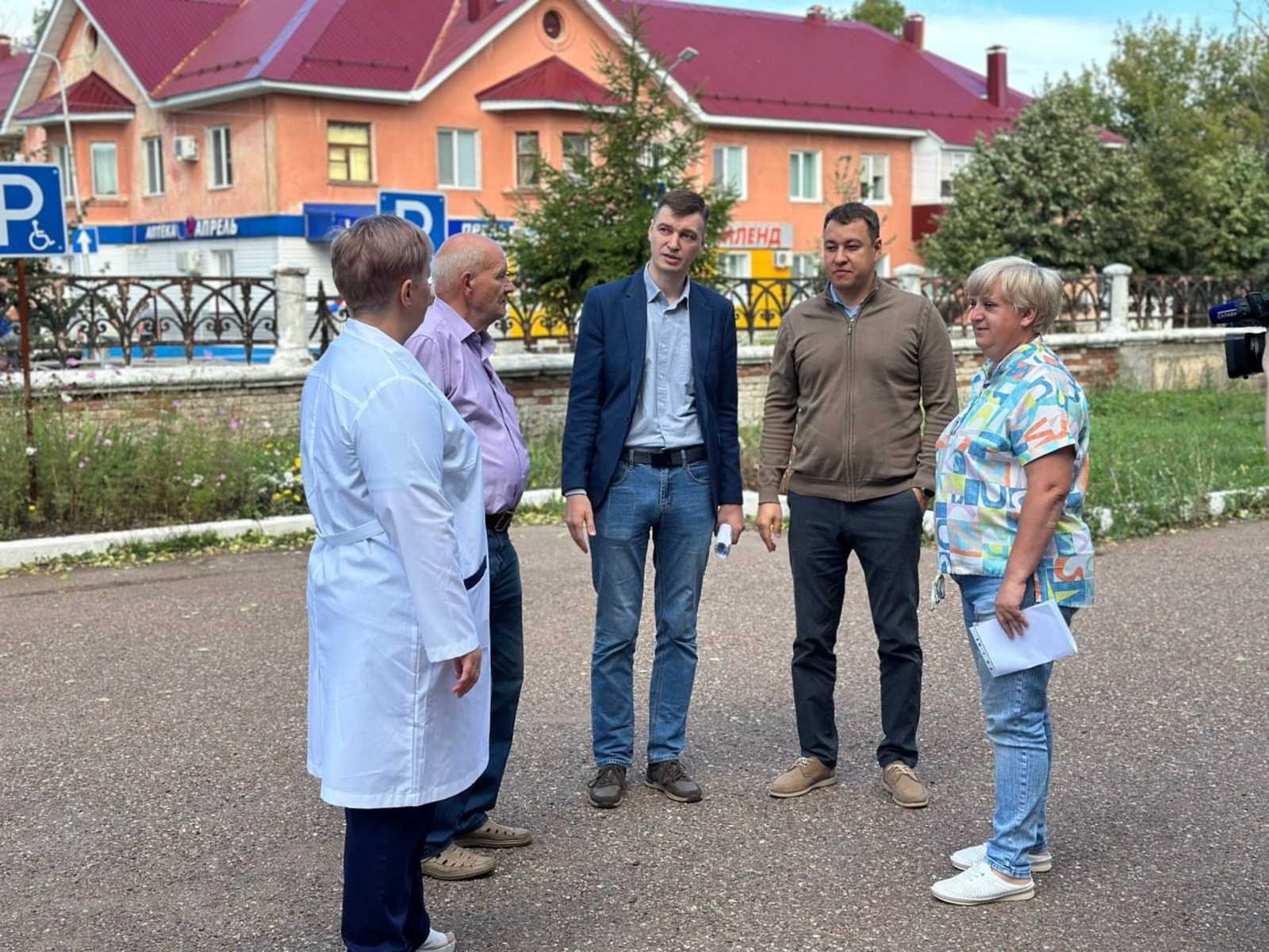 Медицина инфраструктураһын  яҡшыртыу