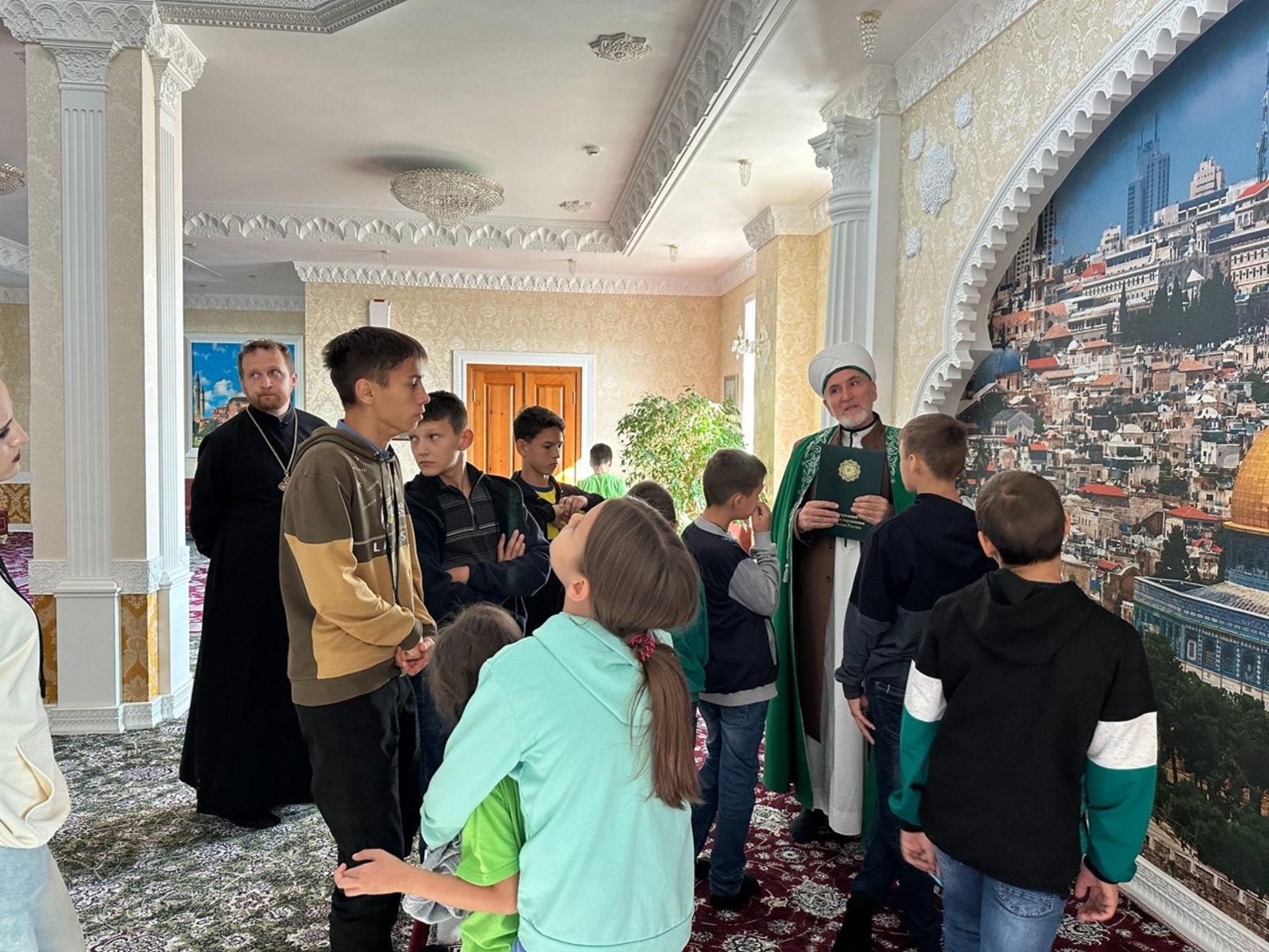 Иман һәм берҙәмлек юлында