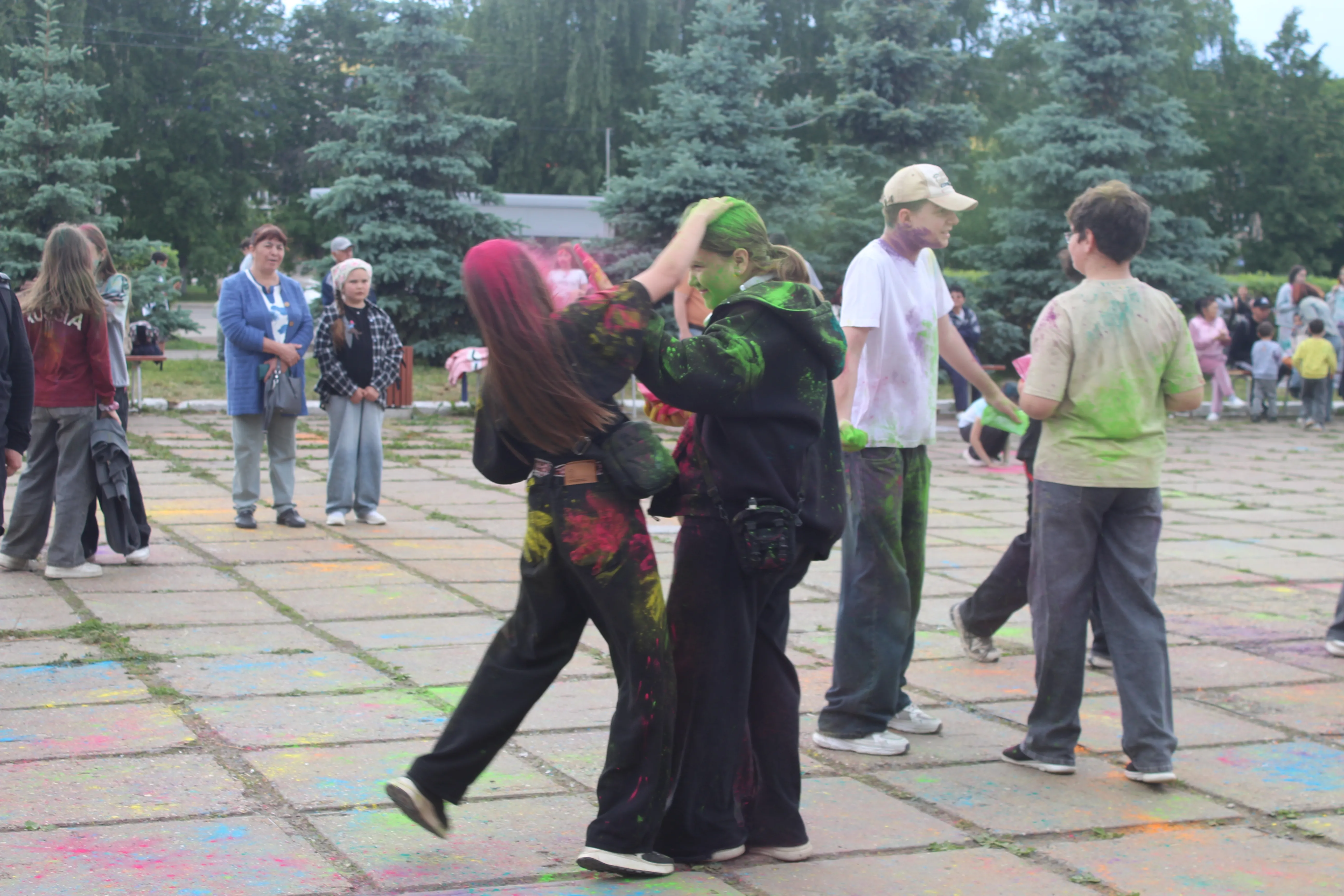 Сағыу буяуҙар - «Йәй утрауы»нда