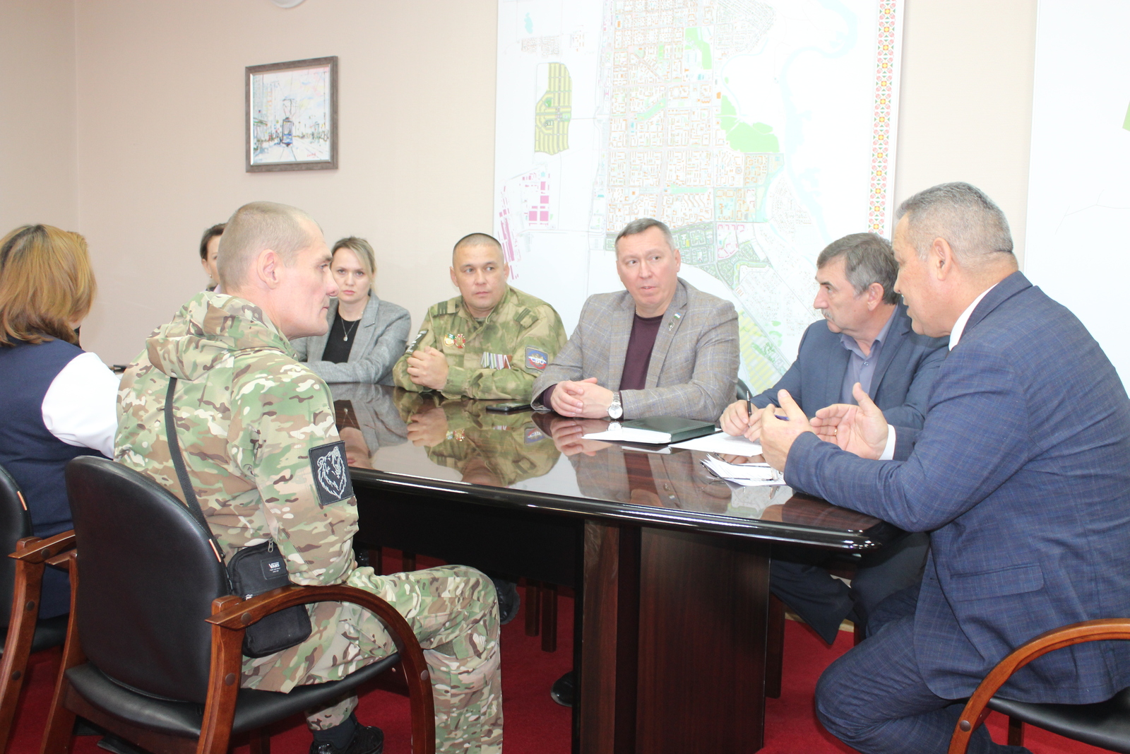 Иғтибар һәм хәстәрлек күрһәтеп