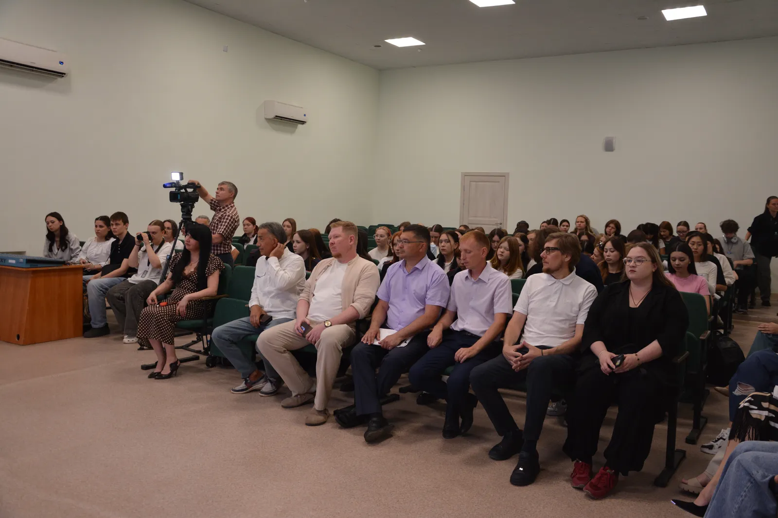 Белем биреү һәм эшҡыуарлыҡ: бәйләнеш һәм киләсәк