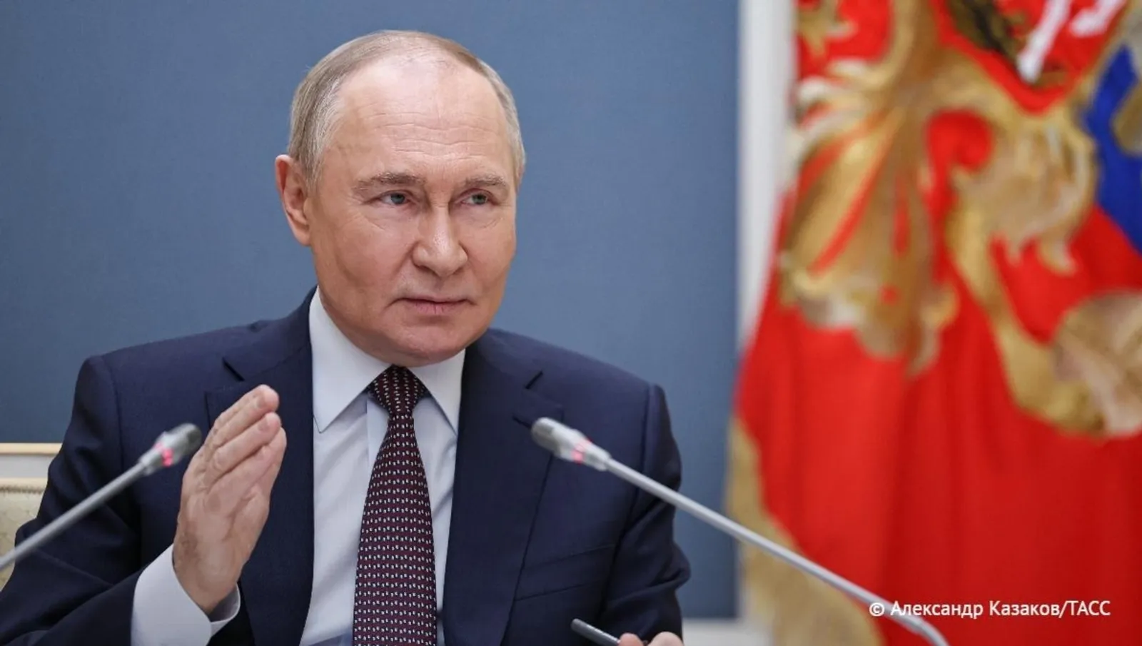 Владимир Путин Дональд Трамп менән телефондан һөйләште