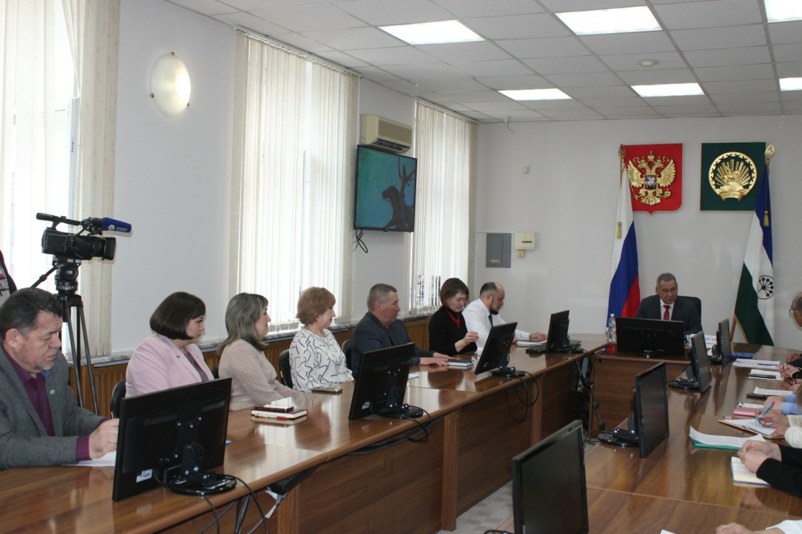 Берлектәге эшмәкәрлек