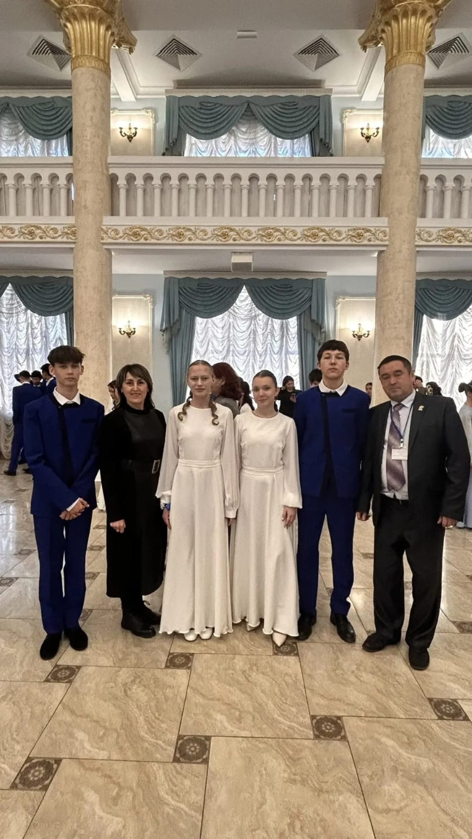 Илһөйәрлек һәм сәнғәт байрамы